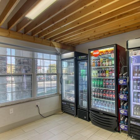 Holiday Inn Express Hotel & Suites Milwaukee Airport By Ihg Exteriör bild