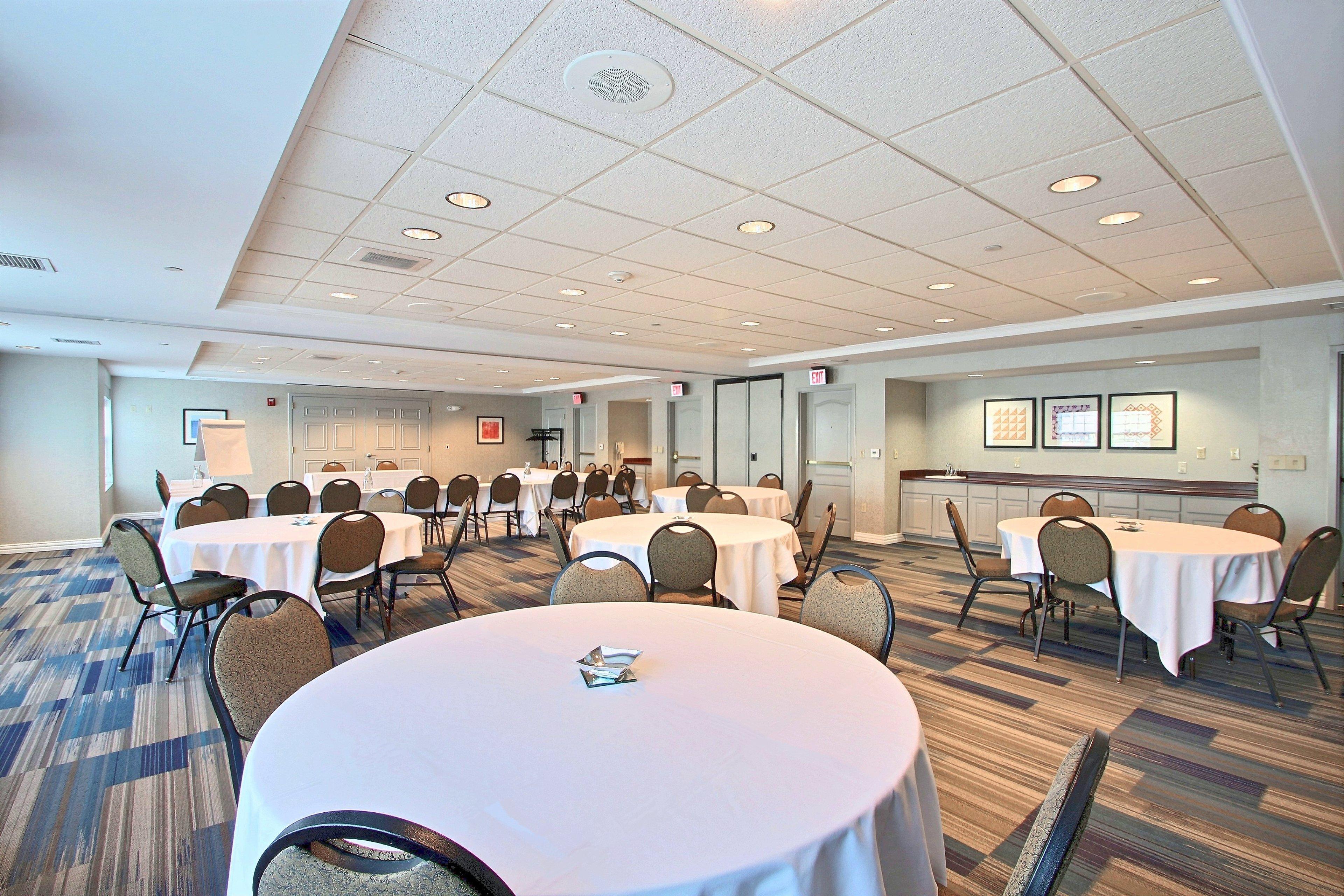 Holiday Inn Express Hotel & Suites Milwaukee Airport By Ihg Exteriör bild